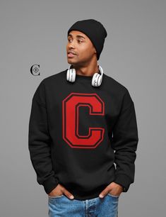 This product is a unisex sweatshirt it fits men and women. Follow and tag us on instagram: Collegeboutique (MSG FOR YOUR OWN CUSTOMS) Clark Atlanta University, College Friends, Graduation Photoshoot, Fits Men, Senior Photoshoot, Graduation Pictures, African American Women, Engagement Photoshoot, American Women