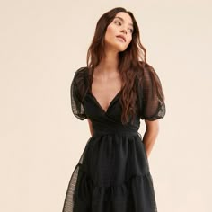 Hailey Dress Wedding Guest Dress Goth, Semi Formal Fall Dresses, Stevie Nicks Costume, Dark Feminine Style, Fall Formal Dresses, Fall Wedding Dress, Kibbe Romantic, Cocktail Gowns, Image Bank