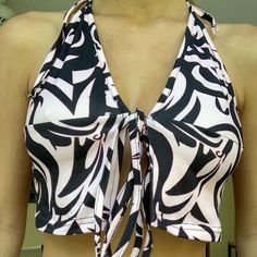 New Without Tags Beachwear V-neck Tops With Tropical Print, Floral Print V-neck Halter Top For Summer, V-neck Tops With American Flag Print For Summer, Summer Floral Print V-neck Halter Top, Multicolor Tropical Print V-neck Top, Tie Top, Printed Ties, Pink Black, Summer Outfit