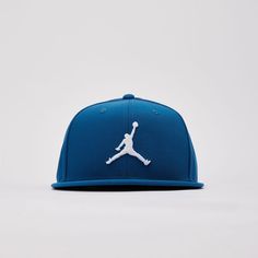 New With Tags Color : Industrial Blue / White The Jordan Pro Cap Is A Max-Depth, Structured Hat With A Flat Bill. And With Its Built-In Sweatband, It's Good To Go Any Day Of The Week. Style: Fv5296-457 All Sales Are Final , Not Refund Or Returns Thanks . Blue Baseball Cap With Flat Brim, Blue Flat Brim Baseball Cap One Size Fits Most, Blue Flat Brim Baseball Cap, Blue Flat Brim Hats For Outdoor, Blue Fitted Hat With Curved Brim For Sports Events, Blue Fitted Hat With Flat Brim, One Size, Blue One Size Fitted Hat With Flat Brim, Blue Snapback Hat For Outdoor, Blue Flat Brim Snapback Hat For Sports Events