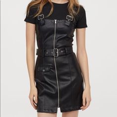 Brand New Leather Dress Outfit, Black Leather Dress, Dungaree Dress, Dress H&m, Faux Leather Dress, Leather Dresses, Glam Rock, Overall Dress, Edgy Outfits