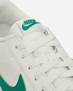 Nike Cortez Sneakers Sail / Stadium Green.From heritage running to fashion phenom, the Cortez's retro appeal, sponge-soft midsole and see-saw detailing deliver decade after decade. This fresh take on the ubiquitous look keeps it classic with a Stadium Green and Sail colour combo..Leather Upper.Mesh Tongue.Woven Logo Patch.Printed Branding.Foam Midsole.Rubber Outsole.Style Code: DM4044-104 Vintage Lace-up Synthetic Sneakers, Retro Nike Sneakers With Rubber Sole, Retro Nike Skate Shoes With Rubber Waffle Outsoles, Retro Green Sneakers With Cushioned Footbed, Retro Synthetic Skate Shoes With Vulcanized Sole, Retro Sneakers With Cushioned Footbed, Vintage Synthetic Sports Sneakers, Vintage Synthetic Sneakers For Sports, Vintage Style Synthetic Sports Sneakers