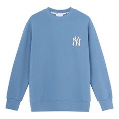 MLB New York Yankees Vintage Embroidery Logo Long-Sleeve Fleece Unisex Blue 31MTM1041-50S (Retro/Loose Fit/Gift Recommend/Gift to Boyfriend) Gift To Boyfriend, 50s Retro, Vintage Embroidery, New York Yankees, Embroidery Logo, Boyfriend Gifts, Mlb, Loose Fitting, New York