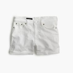 J.Crew - Denim short in white Summer Travel Packing, Cruise Packing Tips, Cruise Packing, Europe Style, Cuffed Denim Shorts, Fashion Everyday, White Jean Shorts, White Denim Shorts, Crew Clothing