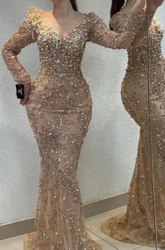 Bell Sleeve Wedding Dress, Prom Dress Gold, Navy Gold Wedding, Floor Length Prom Dress, Glitter Prom Dresses, Prom Dress With Train, Gold Evening Dresses, Beautiful Evening Dresses, Mermaid Evening Dress