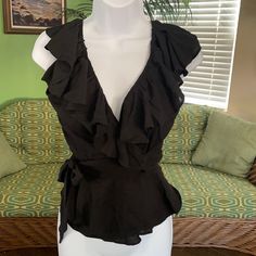 Nwot Beautiful Black Wrap Top Size Xs Sofia Vergara Fitted Black Blouse For Summer, Alt Crochet, Black Wrap Top, Wrap Shirt, Black Wrap, Sofia Vergara, Things I Need, Teen Fashion Outfits, Wrap Top