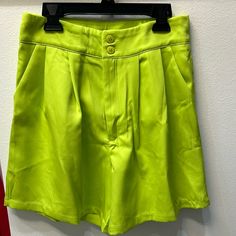 Shein-Small Lime Green Shorts Chic Short Pants For Spring, Green Short Pants For Spring, Summer Short Pants For Night Out, Summer Shorts For Night Out, Chic Pants With Short Inseam For Day Out, Trendy Short Pants For Workwear, Green Short Bottoms For Work, Chic Spring Bottoms With Short Inseam, Green Stretch Bottoms For Day Out