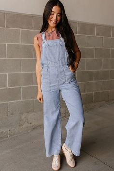 Perfect overalls to wear for any season. Summer 2024 outfit inspiration. Mindy Mae's Market Overalls Cute Overall Outfits, Overall Outfit, Denim Wide Leg, Bib Overalls, One Piece Outfit, Casual Fall Outfits, Wide Leg Denim, Small Waist, Casual Fall