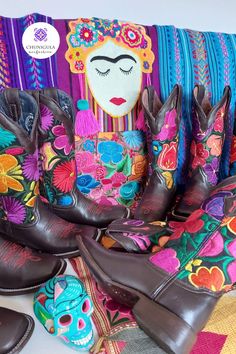 Cowboy boots, boots, Mexican boots, Mexican shoes, leather boots, fall boots, warm shoes, floral pattern, embroidery, Mexican craftsmanship, Mexican materials, Mexican style, women's boots, colorful, western boots, boho, gypsy, ethnic style, vintage boots, handmade, fairtrade, handcrafted, mexican style, mexican boho style, discount, action, boot sale, sale Colorful Boots, Frida Kahlo Style