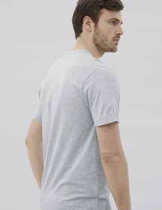 Crew Neck T Shirt | håndværk Crew Neck Tshirt, Tshirt Men, Men Model, Ribbed Neckline, Building Block, Pocket Tshirt, T Shirt Men, Solar Energy, Gray Tshirt