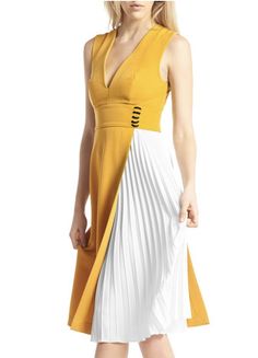 One side pleats layered sleeveless dress. In two tones with mustard and white color. Elegant Yellow A-line Sleeveless Dress, White Sleeveless Dress With Pleated Waist, Chic White Midi Dress With Pleated Back, Elegant Yellow Pleated Maxi Dress, Chic White Dress With Pleated Hem, Elegant Yellow Pleated Dress, White Pleated Back Dress, Yellow Elegant Dress With Pleated Bodice, Chic White Pleated Dress