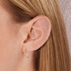 Sparkle Hoop Earrings, Tennis Jewelry, Sparkly Top, Everyday Earrings, Favorite Rings, Everyday Jewelry, Gold Hoop, Jewelry Branding, Earring Necklace