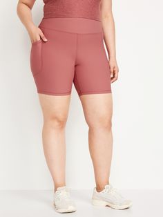 pull-on waist hip pockets fit your phone go-dry wicks moisture sits at belly button fitted hits above knee 8" regular inseam models are approx.  5'9" and wear sizes s (4), l (12) and xl (18)machine wash according to the care instruction label Biker Shorts, Above Knee, Wicks, Belly Button, New Product, Old Navy, High Waisted, Models, How To Wear