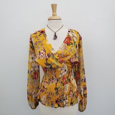 Inc Womens Floral Smocked Blouse Top Plus Size 1x Yellow V-Neck Long Sleeve Nwt Condition: Brand New With Tags Features: Style Profile: Casual Modern Versatile Party Cocktail Event Special Occasion Office Career Work Job Teacher Business Professional Capsule Wardrobe Measurements: Please See Above Photos. Approximate And Taken Lying Flat (In Inches).Materials: Polyester, Other Fibersheer Sleeves Elasticized Cuffs Colors May Slightly Vary Due To Photographic Lighting. We Are Happy To Answer Your V-neck Smocked Top For Brunch, V-neck Smocked Back Top For Brunch, V-neck Smocked Top With Smocked Cuffs For Brunch, Fall V-neck Blouse With Smocked Bodice, Fitted V-neck Smocked Top For Fall, Yellow Collared Top With Floral Print, V-neck Stretch Top With Smocked Bodice, Spring V-neck Smocked Top, Collared Yellow Floral Print Tops