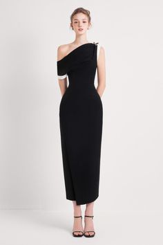 Women's Otis Pegged Diagonal Neck Polycotton Midi Dress XS/S/M/L/XL Black MEAN BLVD Modern One-shoulder Midi Dress For Party, Modern One-shoulder Party Midi Dress, Modern One-shoulder Midi Party Dress, Chic Asymmetrical Off-shoulder Evening Dress, Elegant Long One Shoulder Evening Dress, Black Asymmetrical Dress With Asymmetrical Neckline For Gala, Black Asymmetrical Dress With Neckline For Gala, Evening Midi Dress With Asymmetrical Neckline, Elegant Asymmetrical Off-shoulder Dress For Evening Wear