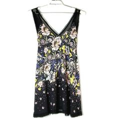 Style: New Intimately Free People Sz M Slip Dress $88 Floral Sheer Shoulder Tie Waist Frayed Hem Gown Condition: Excellent Condition With No Damage Or Stains. Measurements Bust (Armpit To Armpit): 20.5" Length (Base Of Collar To End): 35" Black V-neck Sleepwear For Spring, Spring Evening V-neck Sleepwear, V-neck Spring Sleepwear, V-neck Evening Sleepwear For Spring, Spring Party Black Sleepwear, Pink Sleepwear For Spring Evenings, Pink Evening Sleepwear For Spring, Pink Spring Evening Sleepwear, Spring Evening Pink Sleepwear