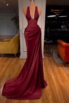 1 new message Hollywood Dress Up Ideas, Hollywood Dresses Prom, Prom Dresses Halter Neck, Red Prom Dress Elegant, Md Dresses, Prom Dress V Neck, Prom Dresses V Neck, Hollywood Gowns, Matric Dress