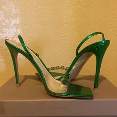 Gianvito Rossi Sandals In Clear Pvc And Metallic Calf Leather With Crystal Gem Trim. 11.5 On Paper But Fits Like A Size 10. 4.25 In / 105 Mm Stiletto Heel W/Open Toe. Made In Italy. Evening Sandals With Single Toe Strap In Green, Evening Green Sandals With Single Toe Strap, Chic Green Sandals With 4-inch Heel, Green Open Heel Evening Heels, Designer Green Sandals For Party, Green Heel Strap Sandals For Evening, Green High Heel Sandals For Evening, Green Formal Sandals With Single Toe Strap, Green Open Heel Sandals For Cocktail