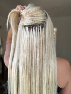 [U Tip Upgrade] Virgin Human Hair K Tip Human Hair Extensions Platinum Blonde #1000 Blonde Contouring Hair, K Tips Hair Extensions, Weft Hair Extensions Before And After, Ktip Extensions, Long Blonde Hair Extensions, K Tip Hair Extensions, K Tip Extensions, Platinum Hair Extensions, 22 Inch Hair Extensions