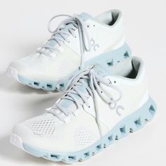 Great Condition Cute On Clouds Shoes, Spring Running Shoes With Abzorb Midsole And White Sole, Running Shoes With Abzorb Midsole For Spring, Cute On Clouds, Blue Volleyball Shoes, On Clouds Shoes, Volleyball Shoes Womens, Oncloud Sneakers, Shoe Lookbook