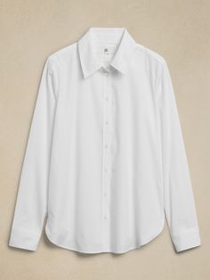 The Perfect Shirt | Banana Republic Capsule Wardrobe Fall Winter, Book Outfits, White Button Up Shirt, White Collared Shirt, Elegance Style, Fall Capsule Wardrobe, White Button Up, Boys Coat, Fall Winter 2024