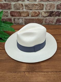 Handmade Panama Hat and Removeable ~ Grey ~ Accessory Band  The band is interchangeable and can be removed to reveal a plain dark band underneath (dark band fixed to hat). The removeable band is elasticated and will stretch for different size hats.  ~ Genuine Panama hat handwoven with Toquilla palm ~ ~ Handwoven in Ecuador ~ ~ White Panama ~ ~ Possible to roll for easy travel ~ ~ Inside comfort band ~ Other colour Panama hats and bands available from our store > https://www.etsy.com/shop/persona Gray Accessories, Classic Hats, Easy Travel, Hat Band, Plain Black, Hat Sizes, Panama Hat, Elastic Band, Panama