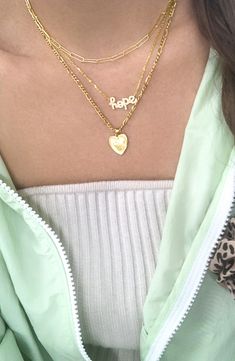 A shiny heart dangles sweetly from this gold-plated necklace with a shimmering figaro chain. The pendant can be removed whenever you want a minimalist look. Figaro Chain With Pendant, Chain With Pendant, Chain Heart, Gold Chain With Pendant, Female Empowerment, Figaro Chain, Figaro Chains, Gold Plated Necklace, Heart Pendant Necklace