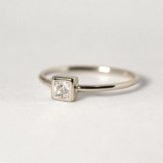 Princess Cut Diamond Engagement Ring in 14k Gold Square Cut Diamond Engagement Ring, Brilliant Cut Diamond Engagement Ring, Classic Diamond Ring, Princess Cut Diamond Engagement Ring, Square Engagement Rings, Square Diamond Rings, Diamond Rings With Price, Princess Cut Engagement, Fine Gold Jewelry