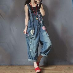 Embroidered Overalls, Ripped Overalls, Affordable Jeans, Overalls Vintage, Diy Jeans, Skirt Denim, Denim Patterns, Skirt Maxi, Modest Clothing