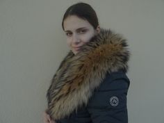 Genuine finraccoon fur collar thick and soft fur. Back side satin lining sewn on hand. Eye and hook closure. Length size app 115cm width size 15cm. Also matching cuffs available check our cuff section. Real Fur, Fur Collars, Fur Collar, Canada Goose Jackets, Parka, Fur Coat, Winter Jackets, Cuff, Satin