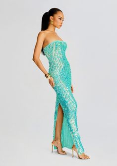 Unleash your inner goddess in the breathtaking Nulla Sequin Crochet Dress. This sequin gown is designed to turn heads with its figure-hugging silhouette, shimmering sequins, and elegant crochet details. Prepare to captivate at your next gala or black-tie event. Shown here in Miami Mint. HANDMADE 100% Viscose Made in India Model is 5'10" wearing size S Style No. PF24-9597 Sequin Dress Styling, Rhinestone Fringe Dress, Dress Ideas Casual, Petite Capsule Wardrobe, Vintage Crochet Dress, Futuristic Elegance, Boho Crochet Dress, Crochet Dress Outfits, Crochet Dress Ideas