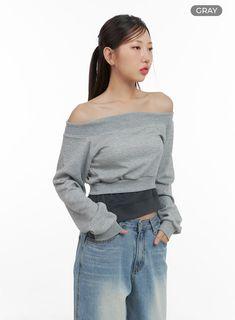 Product Detail Style : Street, Acubi Occasion : Back to school Type : Sweat Print : Solid Material : Cotton, Polyester Sleeve : Long sleeve Neck : Off shoulder Length : Crop Cotton20 Polyester80 Color : Gray, Black Made in Korea Model Size Model is wearing size S/M and the color Gray. Height : 5'5" | 166cm / Top : S / Bottom : S (25 inch) .prddescription table, .prddescription td, .prddescription th { border : 1px solid black; border-collapse : collapse; padding: 10px; } Size(Inch) Size Shoulder Trendy Fitted Cotton Sweatshirt, Sporty Drop Shoulder Tops For College, Casual Tops With Ribbed Cuffs For College, Casual Tops With Ribbed Cuffs For Campus, Fitted Gray Spring Sweatshirt, Trendy Tops With Ribbed Cuffs For College, Trendy College Tops With Ribbed Cuffs, Fitted Casual Sweatshirt With Ribbed Cuffs, Gray Spring Sweatshirt For College