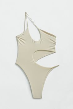 Sittin’ sideways, girls in a Blaise – this one-of-a-kind, one-piece out of Houston is an instant classic. Asymmetrical shoulder straps with single shoulder styling are complemented by the hip cut-out detail for a statement piece swimsuit. Bring confidence to every curve with our super soft, super stretchy fabric providing full bust support and minimal to moderate back coverage. Show off without showing too much, the Blaise One-Piece understands the assignment. Product description Minimal coverag Deodorant Stains, Summer Bikinis, Body Sculpting, Color Calibration, Light Photography, Second Skin, Stretchy Fabric, One Piece Swimsuit, Statement Pieces