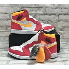 Nike Mens Air Jordan 1 Retro High Og ‘Light Fusion Red’ Size 9.5m 555088 603. Missing Lid Red High-top Sneakers For Light Sports With Branded Insole, Red High-top Sneakers With Branded Insole For Light Sports, Red High-top Sneakers With Cushioned Footbed For Light Sports, Red High-top Jordan Shoes For Light Sports, Red High-top Custom Sneakers For Light Sports, Red Custom Sneakers For Training With Round Toe, Red Custom Sneakers For Training, Nike Red Training Sneakers, Red Nike Training Sneakers