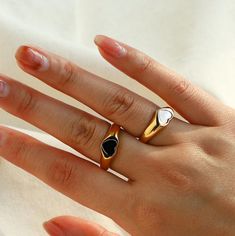 18k Gold Plated Stainless Steel Black Resin Acrylic Shell Heart Ring Black Dainty Ring As Gift, Dainty Black Ring For Gift, Dainty Black Ring As Gift, Black Heart-shaped Jewelry For Anniversary, Black Heart Cut Ring For Gift, Black Heart Cut Heart Ring As Gift, Black Round Jewelry For Valentine's Day, Black Heart Ring For Valentine's Day, Dainty Black Promise Ring