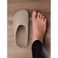 Category:Slippers; Upper Materials:Faux Suede; Heel Type:Flat Heel; Gender:Women's; Toe Shape:Round Toe; Style:Casual,Comfort,Minimalism; Outsole Materials:Rubber; Occasion:Travel,Mother's Day,Daily; Closure Type:Loafer; Listing Date:10/21/2024; Production mode:External procurement; Foot Length:null; Foot Width:null; Size chart date source:Provided by Supplier.; US Size:null; UK Size:14.5; EU Size:50 Wide Foot Shoes, Women’s Slippers, Wide Feet Shoes, Best Barefoot Shoes, Interior Minimalista, Indoor Slippers, Health Shop, Barefoot Shoes, Women's Slippers