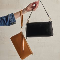 Perfect for every mood, Darcy is always your go-to bag thanks to its easy convertibility. Wallet Craft, Hobo Style, Antique Brass Hardware, Gold Ounce, St Helena, Baguette Bag, Black Crossbody, Small Bag, Leather Craft