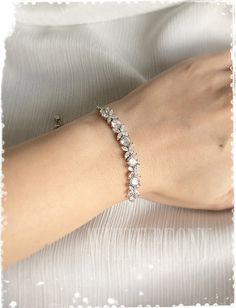 White Gold Vintage Style Art Deco Crystal Adjustable - Etsy Diamond Bracelet Design, Vintage Style Art, Style Art Deco, Bracelets Design, Wedding Jewelry Bracelets, Dainty Bracelets, White Gold Jewelry, Downton Abbey, Diamond Bracelets