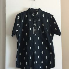 Bnwt, Adorable, Yet Masculine. Black With White Pineapples, Short Sleeves, Button Down. Black Buttoned Tops For Vacation, Cotton Tops With Buttons For Vacation, Black Fitted Short Sleeve Casual Shirt, Fitted Black Short Sleeve Shirt, Casual, Fitted Black Short Sleeve Casual Shirt, Black Button-up Beach Top, Black Cotton Button-up Short Sleeve Shirt, Black Printed Button-up Top, Casual Black Short Sleeve Shirt For Beach