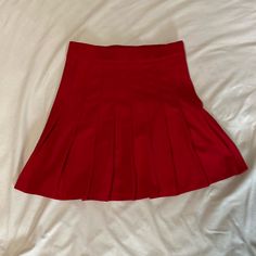 Never Worn Casual Red Fitted Skirt, Stretch Red Pleated Skirt, Casual Fitted Red Tennis Skirt, Trendy Fitted Red Mini Skirt, Red Fitted Mini Tennis Skirt, Casual Red Pleated Skirt With Lining, Fitted Red Mini Tennis Skirt, Red Casual Pleated Lined Skirt, Casual Red Pleated Lined Skirt