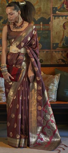 Beige and Brown color Saree in Satin Silk, Silk fabric with Weaving work Satin Silk Saree, Handloom Weaving, Weaving Designs, Ethnic Sarees, Satin Saree, Brown Satin, Blouse Work, Silk Sarees Online, Brown Fabric