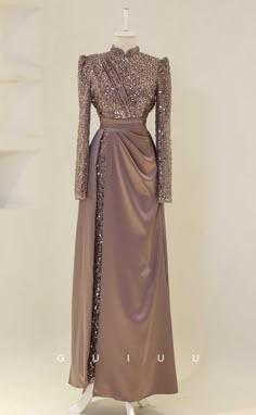 Prom Dress With Long Sleeves, Simple Prom Dress Long, Classic Prom Dress, Prom Dresses Simple, Kebaya Dress, Dress Gamis, Satin Homecoming Dress, Beach Wedding Dress Boho, Simple Prom Dress