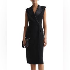 Brand New With Out Tag Luxury Black Structured Dress, Tailored Structured Black Dress, Chic Tailored Mini Dress For Evening, Luxury Sleeveless Workwear Dress, Luxury Sleeveless Dress For Work, Tailored Structured Evening Dress, Black Tailored Sleek Dress, Black Structured Semi-formal Dress, Luxury Structured Formal Dresses