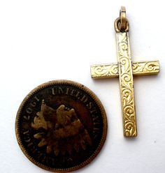 Antique Religious Jewelry - This is a gold filled etched Victorian cross pendant that is reversible and can be worn on either side. It is 1.1" (28mm) long, slightly over over .5" (15mm) wide. Religious Jewelry, Cross Pendant, Gold Filled, Pendant, Gold