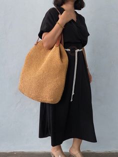 ✔️I made this beautiful oversize straw bag from natural paper rope which is organic cotton and genuine leather in tan. ✔️The interior of the straw summer bag is fully lined with cotton and has a magnetic button. Suitable for use as shoulder bag, city bag, beach bag, travel bag or party bag. ✔️The bag has cotton lining. A lining of the appropriate color is sewn into the crochet paper bag. Oversize:  Width: 50 cm Height: 45 cm Depth: 10 cm ( Measurements may differ by 1-2 cm depending on the condi Light Brown Bucket Bag With Braided Handles For Beach, Light Brown Beach Bucket Bag With Braided Handles, Light Brown Bucket Straw Bag For The Beach, Light Brown Bucket Straw Bag For Vacation, Summer Style Light Brown Straw Beach Bag, Summer Light Brown Straw Bag For Beach, Summer Light Brown Straw Beach Bag, Beach Shoulder Bag With Leather Handles In Light Brown, Summer Straw Bag With Braided Handles In Light Brown