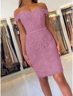 Sheath / Column Homecoming Dresses Floral Dress Holiday Cocktail Party Short / Mini Sleeveless Off Shoulder Lace with Appliques Homecoming Dresses Floral, Holiday Cocktail Party, Holiday Promotions, Holiday Cocktail, Dresses Floral, Holiday Cocktails, Handmade Dresses, Black Friday Sale, Holiday Dresses