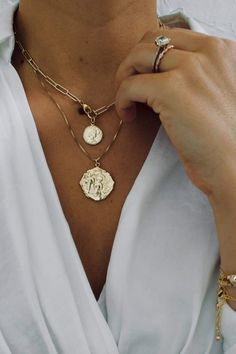 Gold Medallion Necklace, Pieces Of Eight, Necklace Outfit, Simple Chain, Greek Coins, Box Chain Necklace, Gold Medallion, Jewelry Essentials, Medallion Necklace