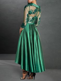 Corte A Vestidos de coctel Elegante Vestido Formal Asimétrica Manga 3/4 Joya Invitado de boda de otoño Satén con Plisado Apliques 2023 2023 - € 154.99 Green A-line Wedding Dress, Green Formal Dress For Party Season, Green Evening Gown With Asymmetrical Neckline, Green Asymmetrical Neckline Evening Gown, Green Evening Dress For Party Season, Green Gown With Asymmetrical Neckline For Evening, Long Sleeve Evening Midi Dress For Wedding, Fitted Green Dress With Asymmetrical Neckline, Long Sleeve Midi Dress For Evening Wedding