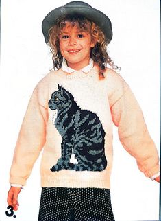 🌸 1990 4 Cat Sweaters Knitting Pattern 🌸 (Adults & Kids Sizes) 🌟 PDF AVAILABLE FOR DOWNLOAD 🌟 * Details: - Intarsia Knitting - Adult & Kid sizes available - Written instructions in English & French - Pattern Terms seem to be written in UK terms (cover says "Intarisa UK" but the back cover says " Instructions Printed in Canada" & "Cover Printed in the UK" (Please view photos on listing) - This is a copy of a vintage pattern in PDF form, available for download upon purchase, you will not recei Knitted Jumper Pattern, Cat Sweater Knitting Pattern, Knitting Jumper, Crazy Clothes, Cat Knitting, Crazy Crochet, Intarsia Knitting, Jumper Pattern, High Street Style