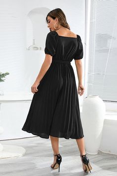 DetailsMidi dress in surplice neckline. short sleeves. pleated details. tie-belt waist. solid colour and a midi length. Style this dress with any solid sandals or tie-up mules and a handbag.â€?Surpliceâ€?Short sleevesâ€?Tie-belt waist & pleated detailsâ€?Solid colourâ€?Midi lengthFabric Composition95% Polyster. 5% SpandexWash CareMachine WashSize Chart 🌸 US UK/AU EU S 2-4 6-8 34-36 M 4-6 10-12 36-38 L 6-8 12-14 38-40 XL 8-10 16-18 40-42 2XL 12-14 18-20 42-44 Summer Party Pleated Belted Dress, Summer Party Pleated Dress With Belt, Belted Pleated Dress For Summer Party, Party Midi Dress With Tie Waist, Solid Color Midi Dress With Tie Waist For Party, Chic Solid Color Pleated Dress, Chic Pleated Dress With Pleated Waist, Solid Maxi Dress With Tie Waist And Short Sleeves, Solid Pleated Mid-length Dress